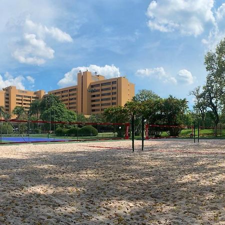 Hotel Transamerica Sao Paulo Bagian luar foto The volleyball court at the University of Houston