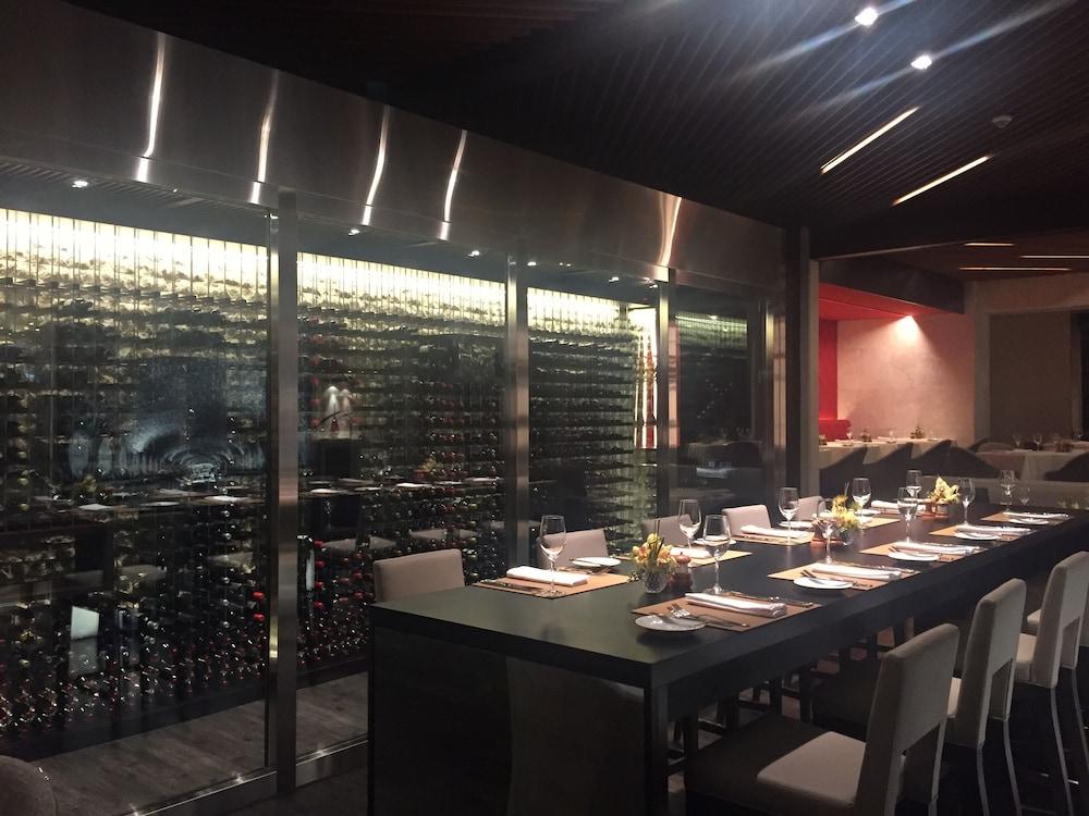 Hotel Transamerica Sao Paulo Bagian luar foto The interior of the restaurant