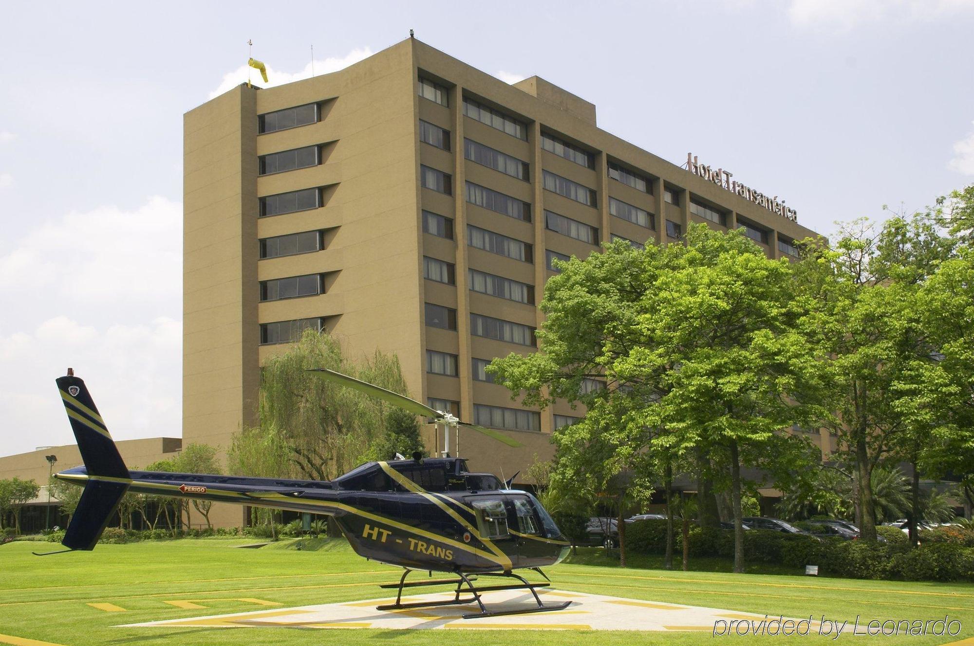 Hotel Transamerica Sao Paulo Bagian luar foto The hospital's main building